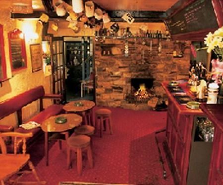 The Druid Inn Llanferres Dış mekan fotoğraf